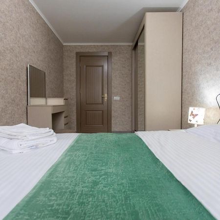 Ninia'S Apartment Kutaisi Zewnętrze zdjęcie