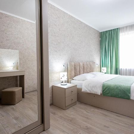 Ninia'S Apartment Kutaisi Zewnętrze zdjęcie
