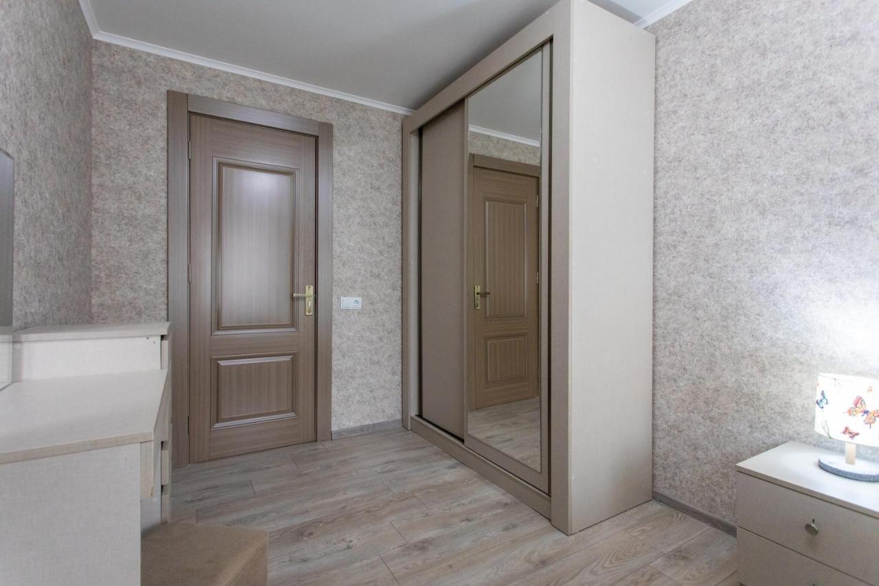 Ninia'S Apartment Kutaisi Zewnętrze zdjęcie